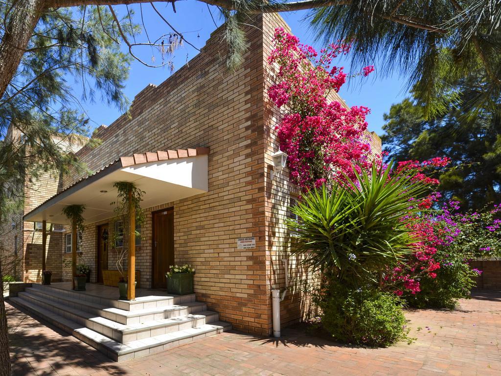 קולצ'סטר Sundune Guest House מראה חיצוני תמונה